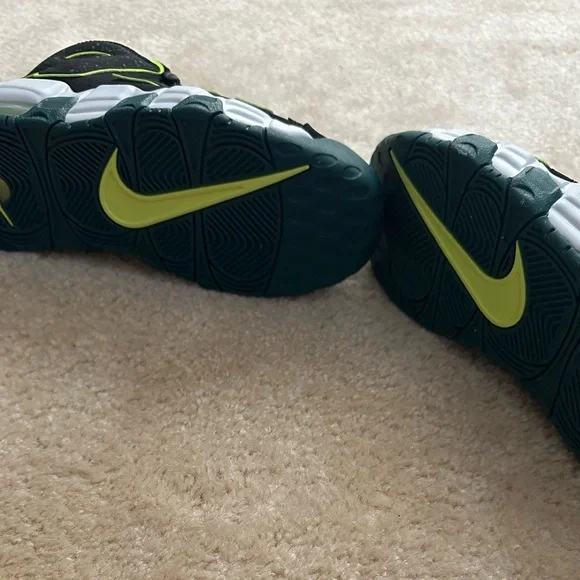 Nike Kids Black and Neon Green Sneakers - Picture 5 of 5